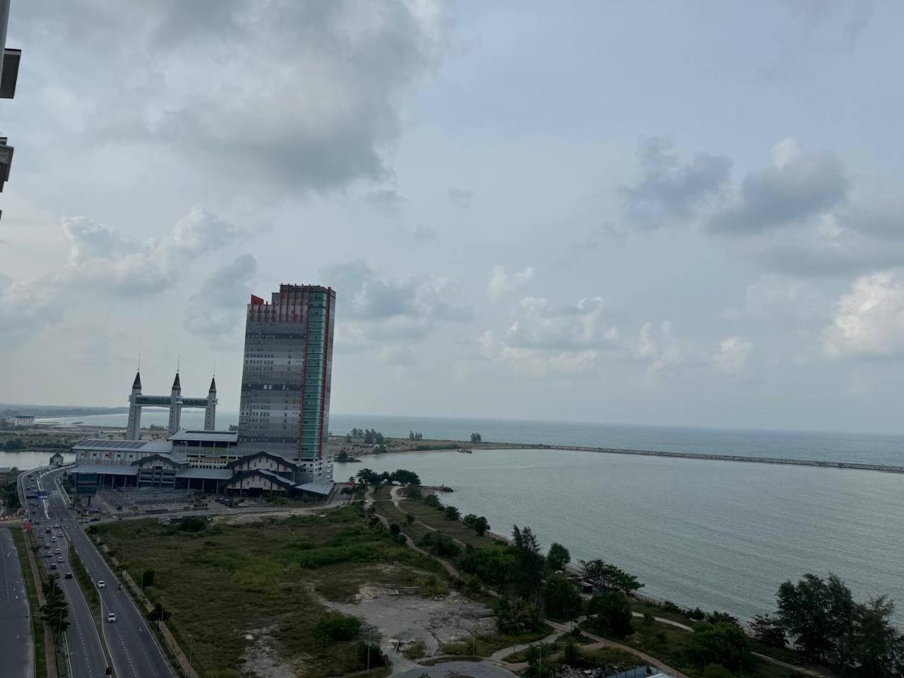 D'Ciella Homes- Sea View, Drawbridge & Ktcc Mall 瓜拉丁加奴 外观 照片